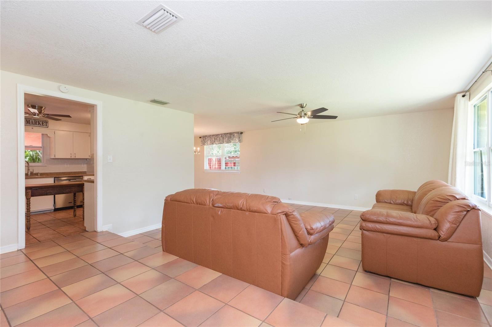 8719 Handcart Rd Property Photo 7