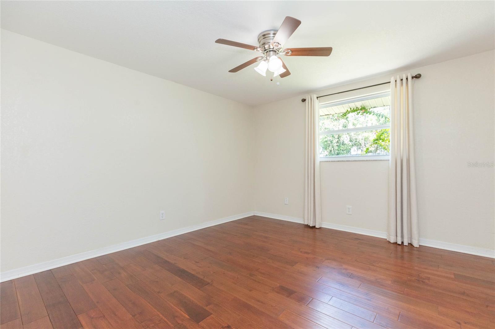 8719 Handcart Rd Property Photo 16