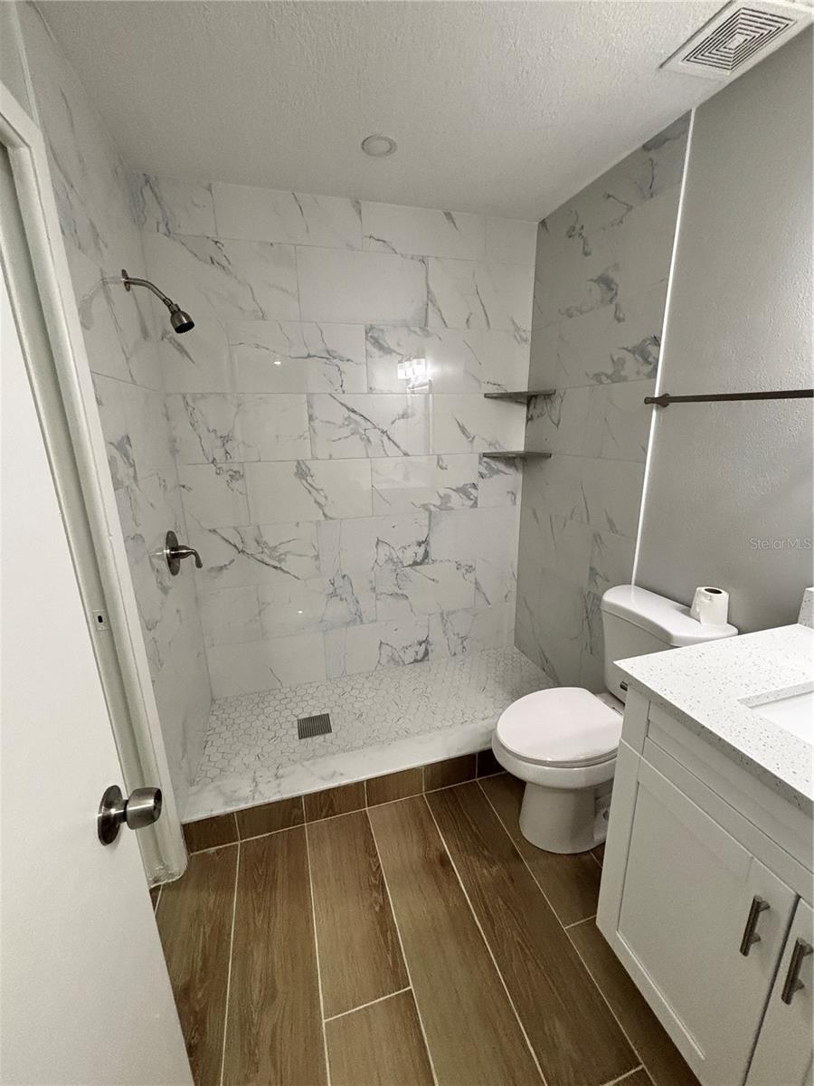 14025 Village View Dr Property Photo 13