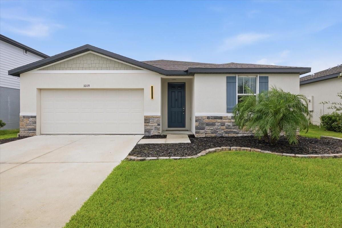 10119 Daybreak Gln Property Photo 1