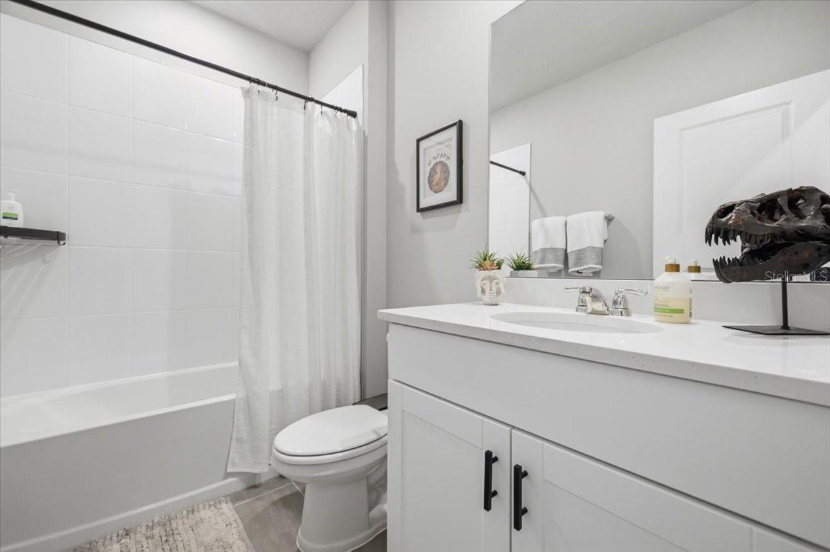 10119 Daybreak Gln Property Photo 32