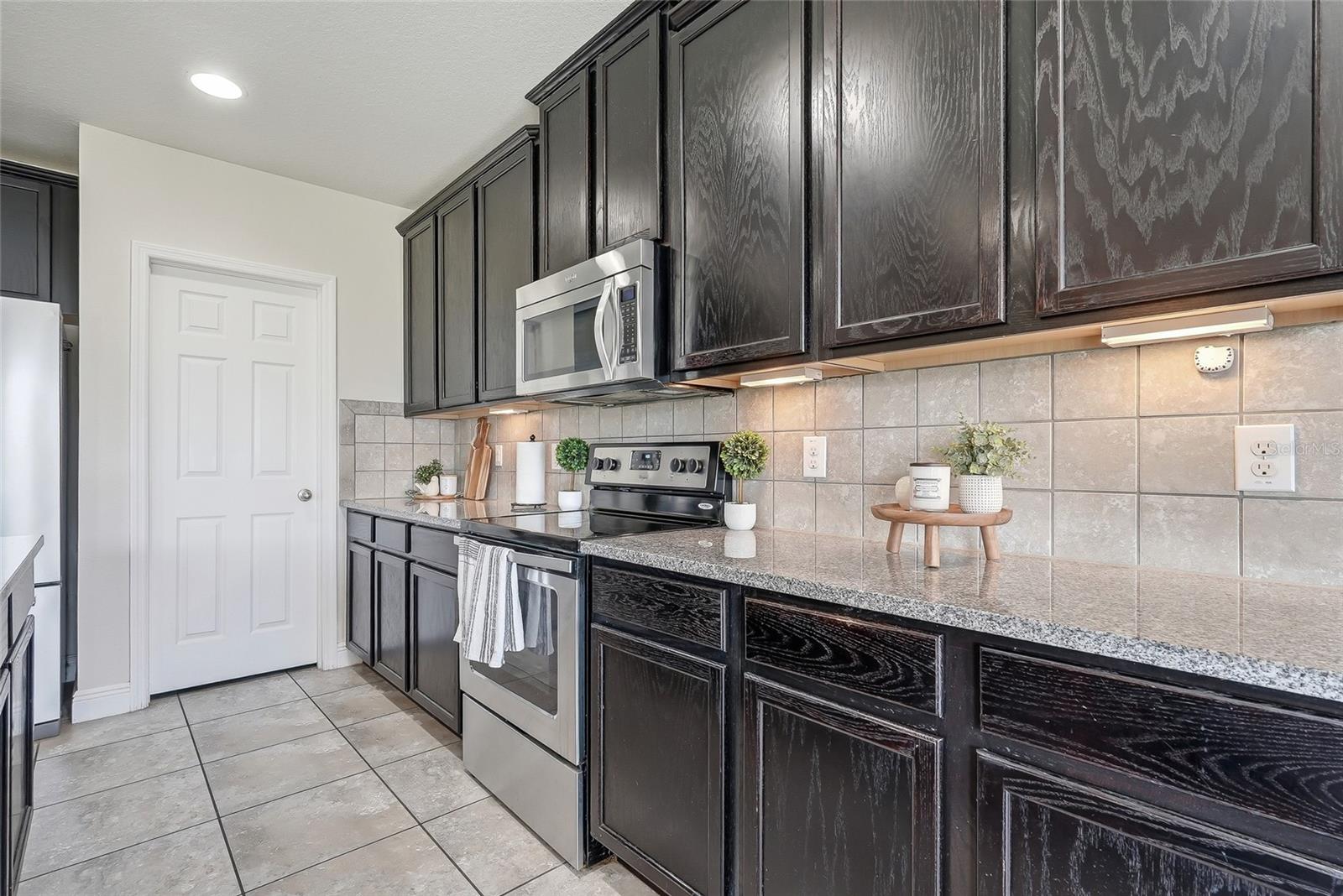 10229 Newminster Loop Property Photo 18