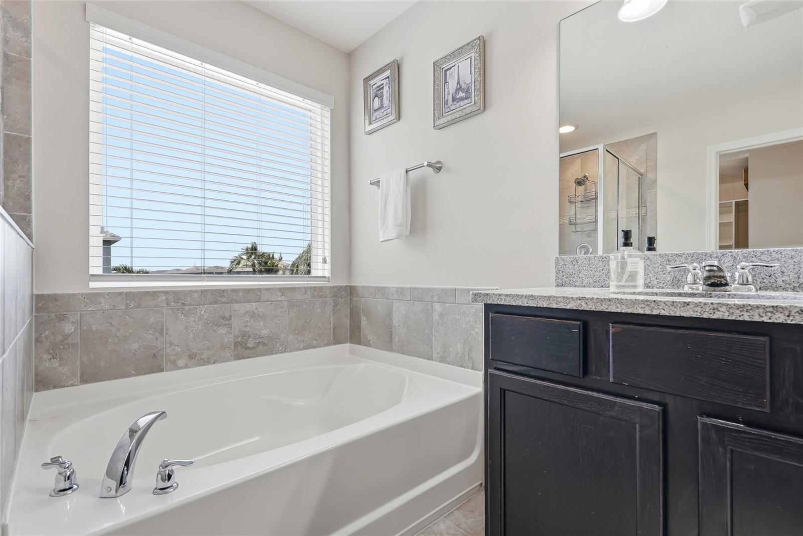 10229 Newminster Loop Property Photo 29