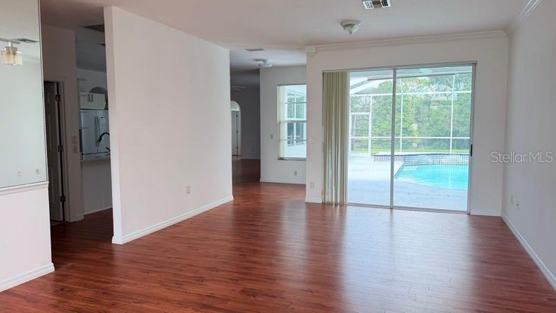 8708 Maple Lake Pl Property Photo 7