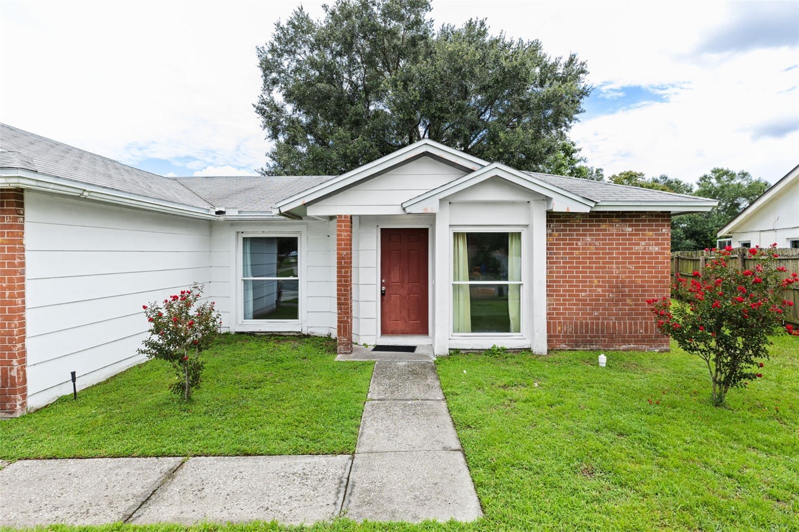629 Stillview Cir Property Photo 5