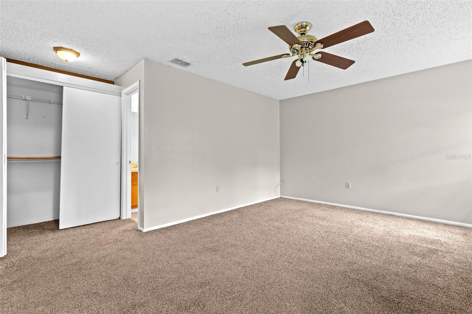 629 Stillview Cir Property Photo 18