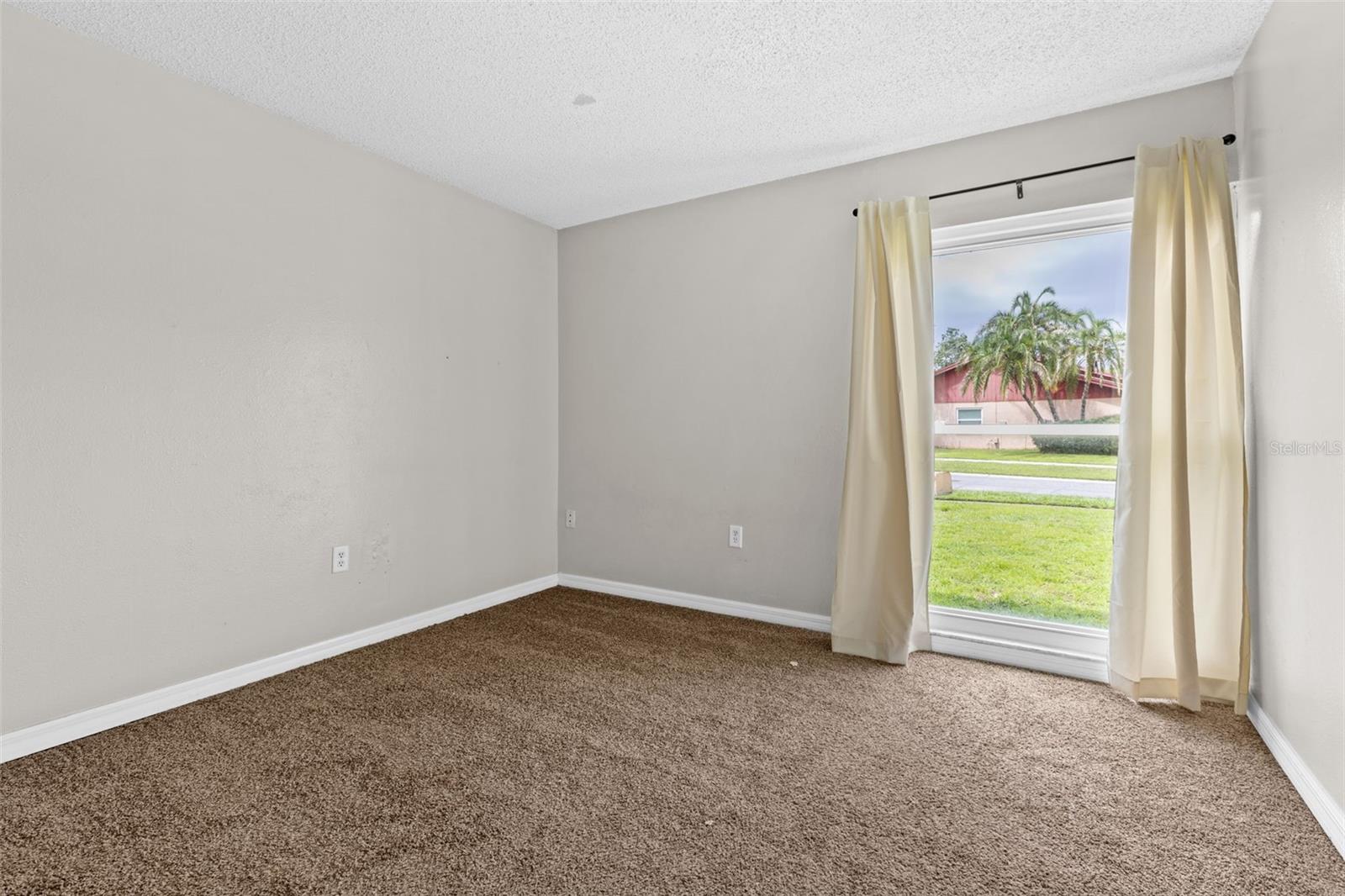 629 Stillview Cir Property Photo 21