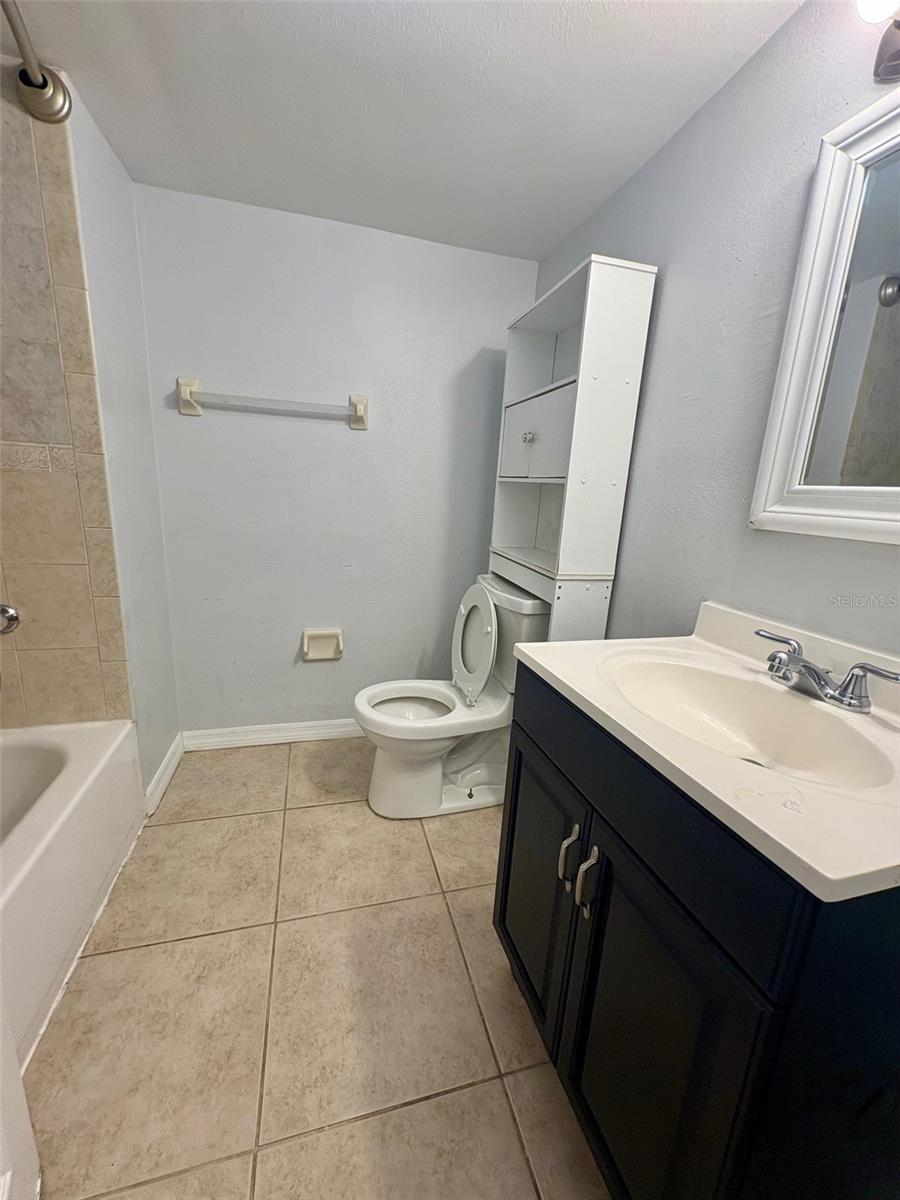 TB8537659 Property Photo 11