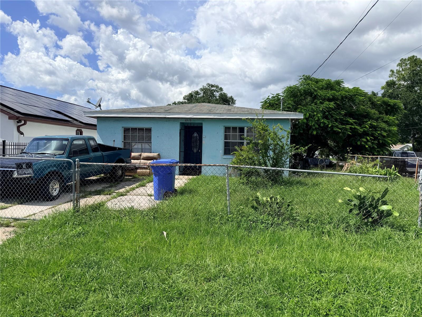 3915 W Broad St Property Photo 1