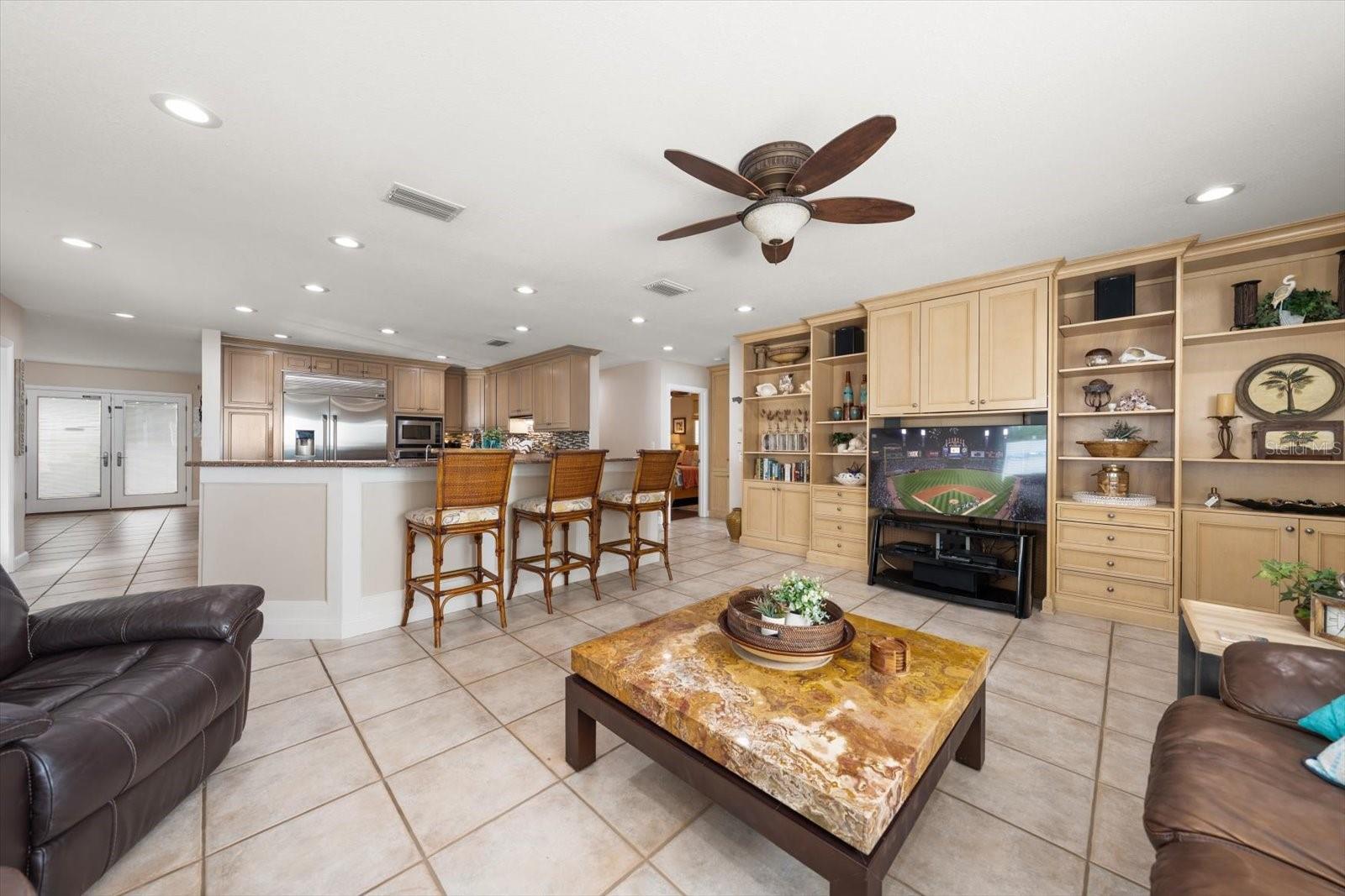 2308 Beach Trl Property Photo 13