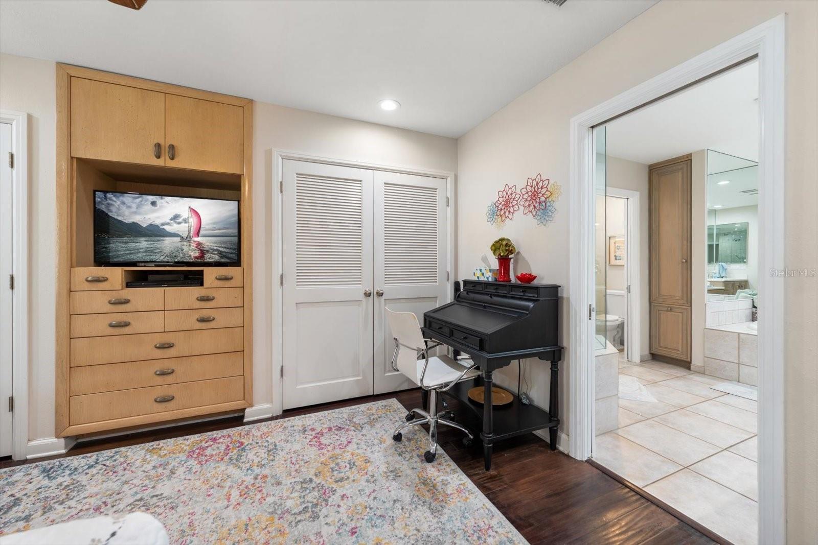 2308 Beach Trl Property Photo 19