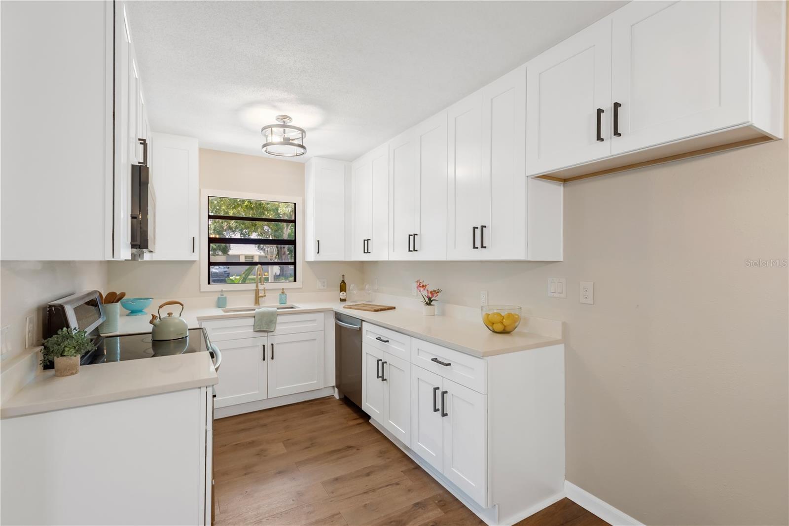 15065 Newport Rd Property Photo 15