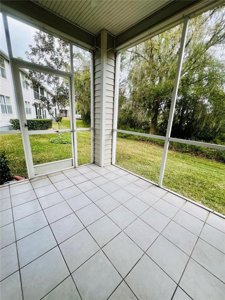 1920 Heron Cove Dr #1920 Property Photo 18