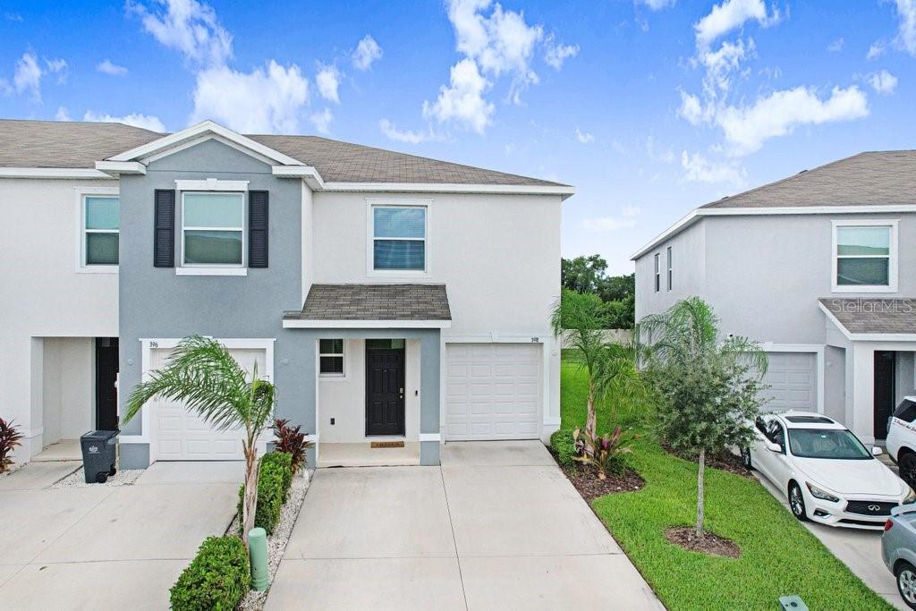 398 Mangrove Shade Cir Property Photo 1