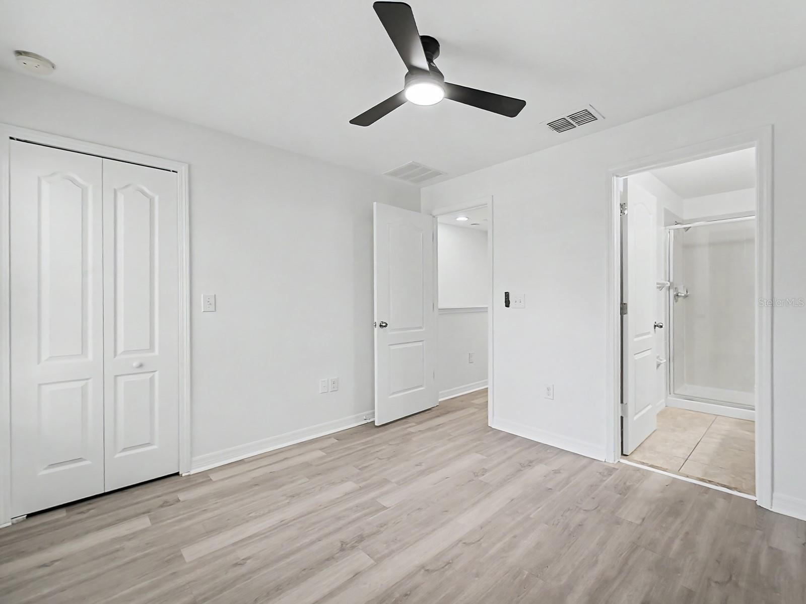 8518 Gablebend Way Property Photo 14