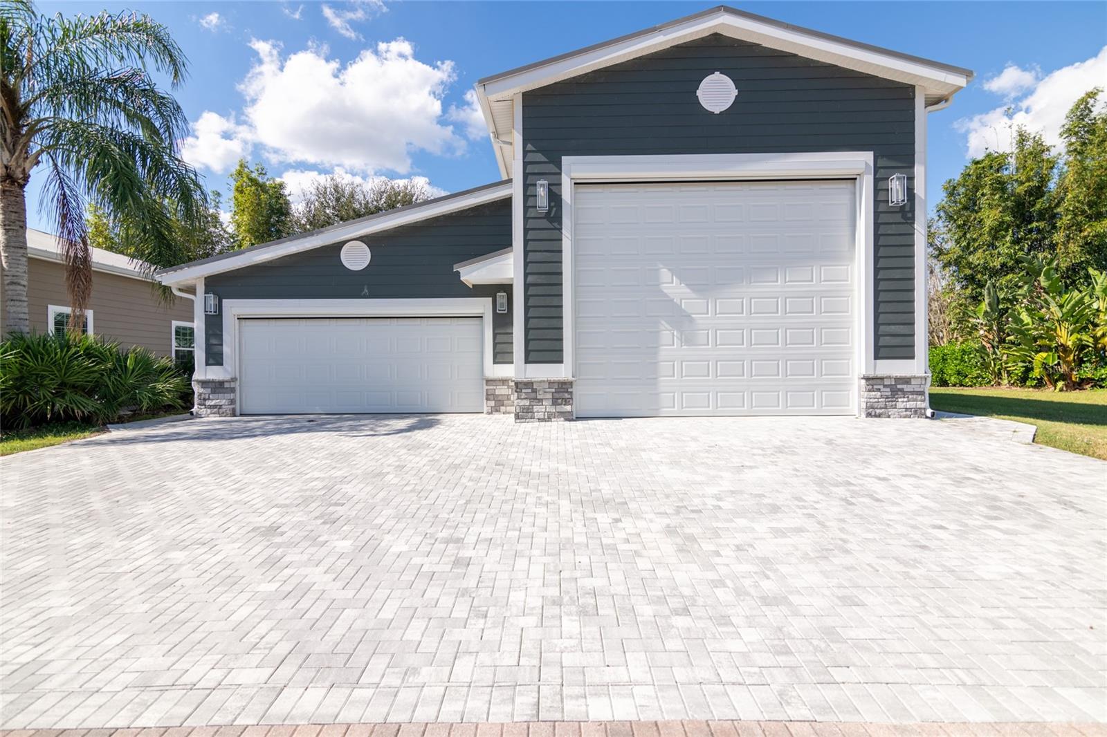 6757 AMANDA VISTA CIR Property Photo 1