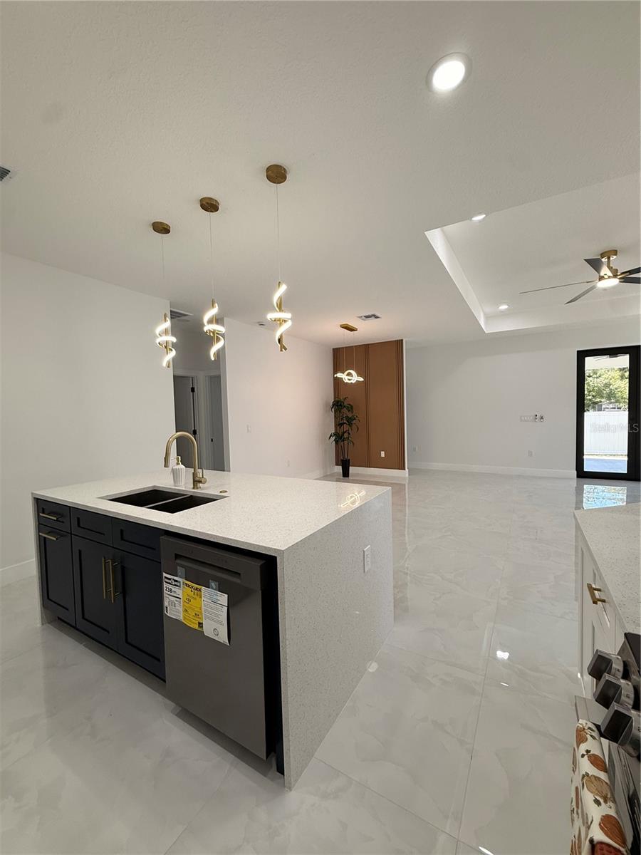 8208 N Elmer St Property Photo 14