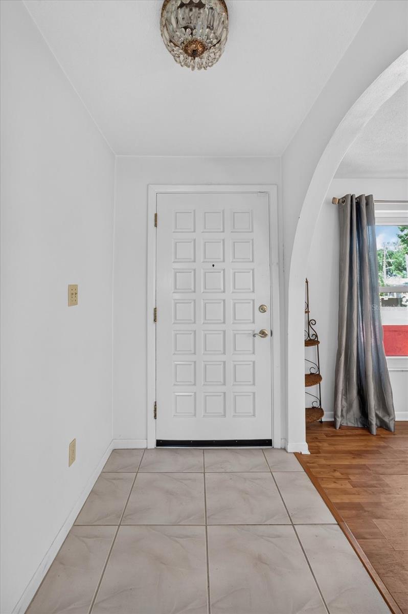 13497 Oval Dr E Property Photo 27