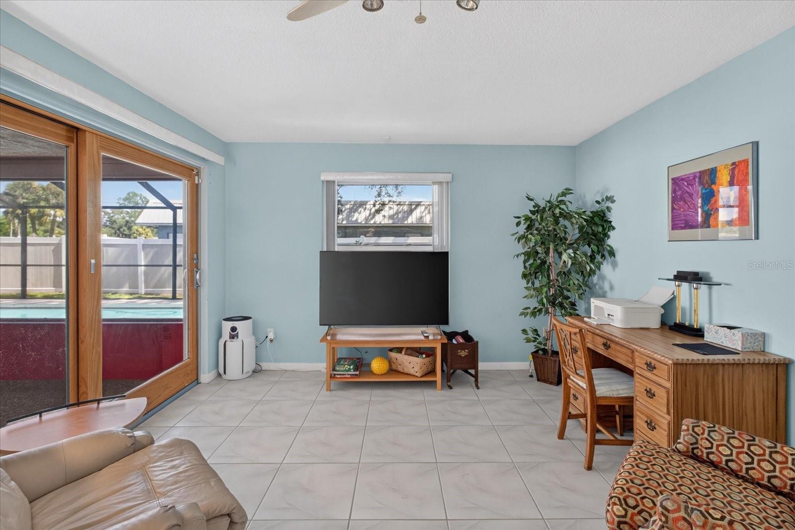 13497 Oval Dr E Property Photo 50