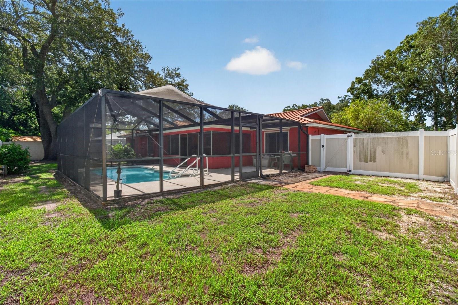 13497 Oval Dr E Property Photo 71