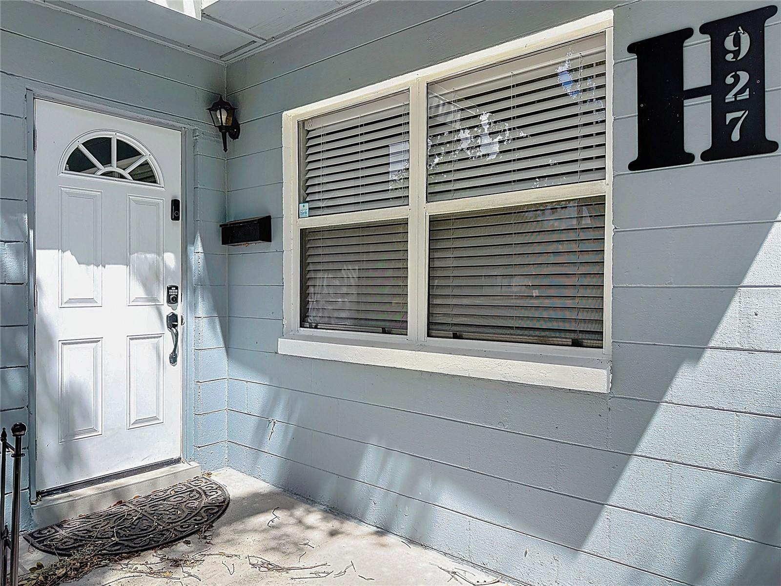 927 Hoffner Ave Property Photo 1