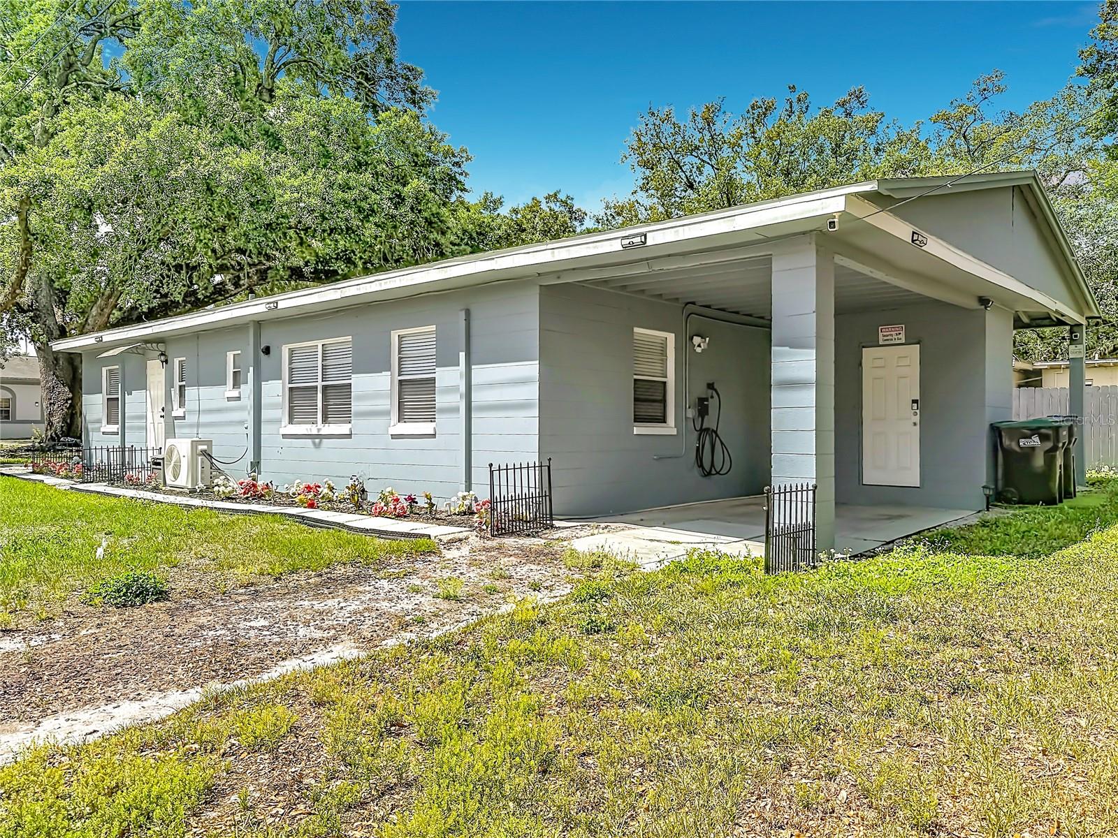 927 Hoffner Ave Property Photo 3