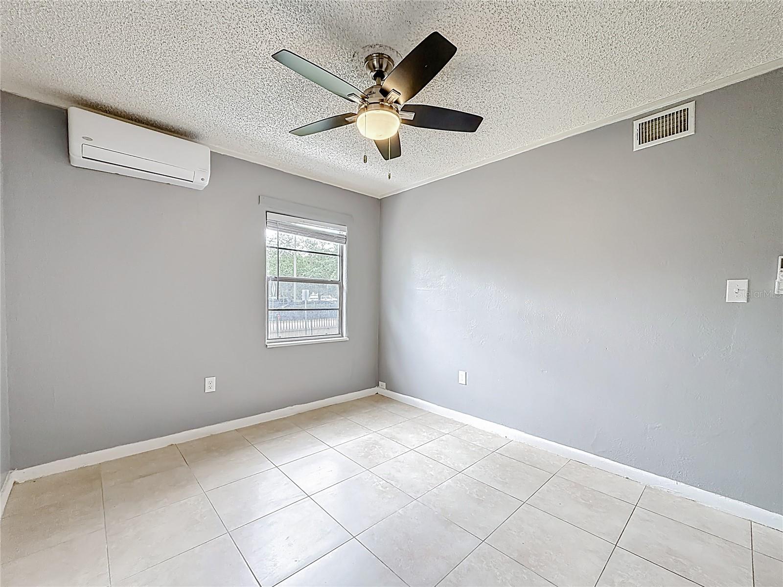 927 Hoffner Ave Property Photo 10