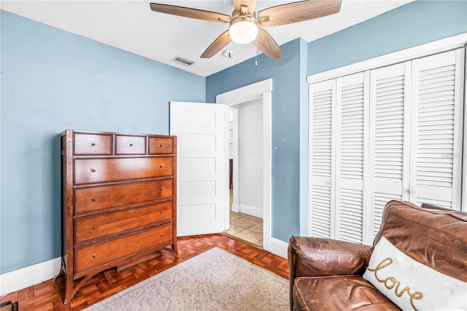 2711 W Fig St Property Photo 14