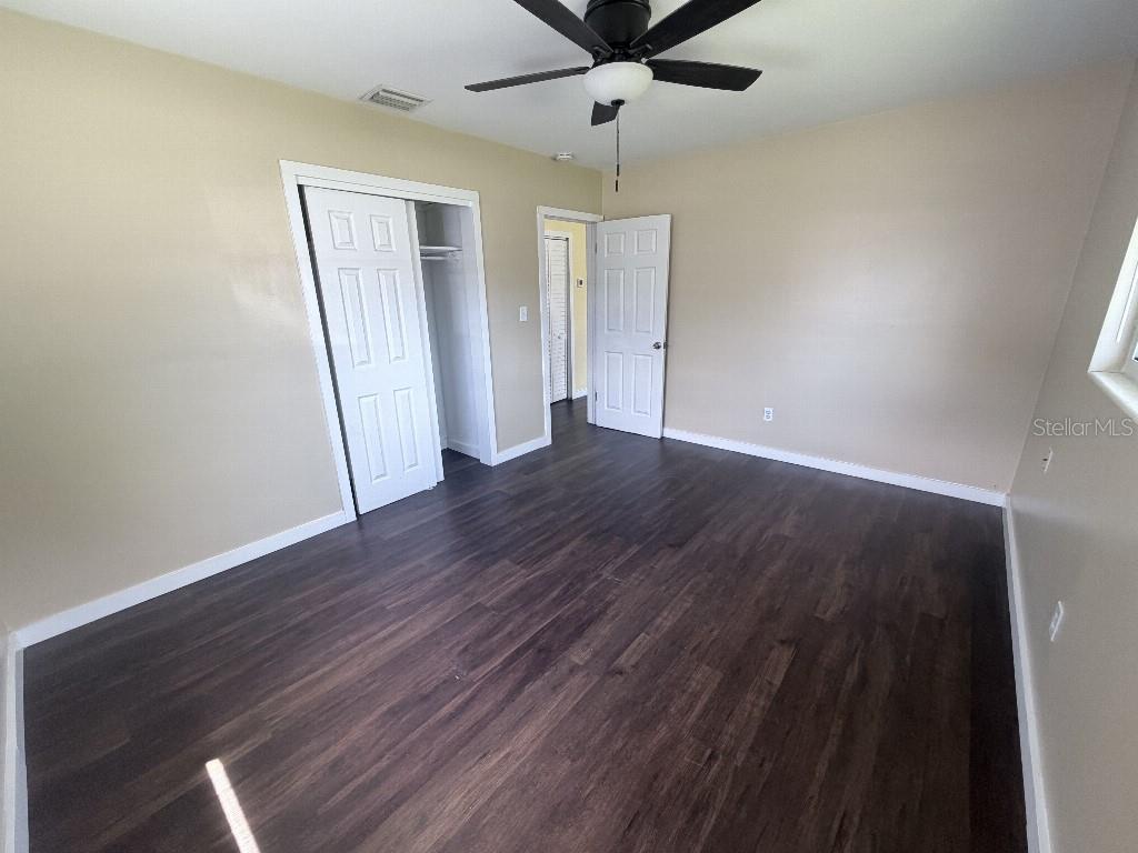 2209 Euclid Cir S Property Photo 7