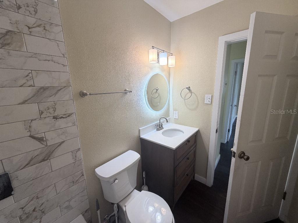 2209 Euclid Cir S Property Photo 11