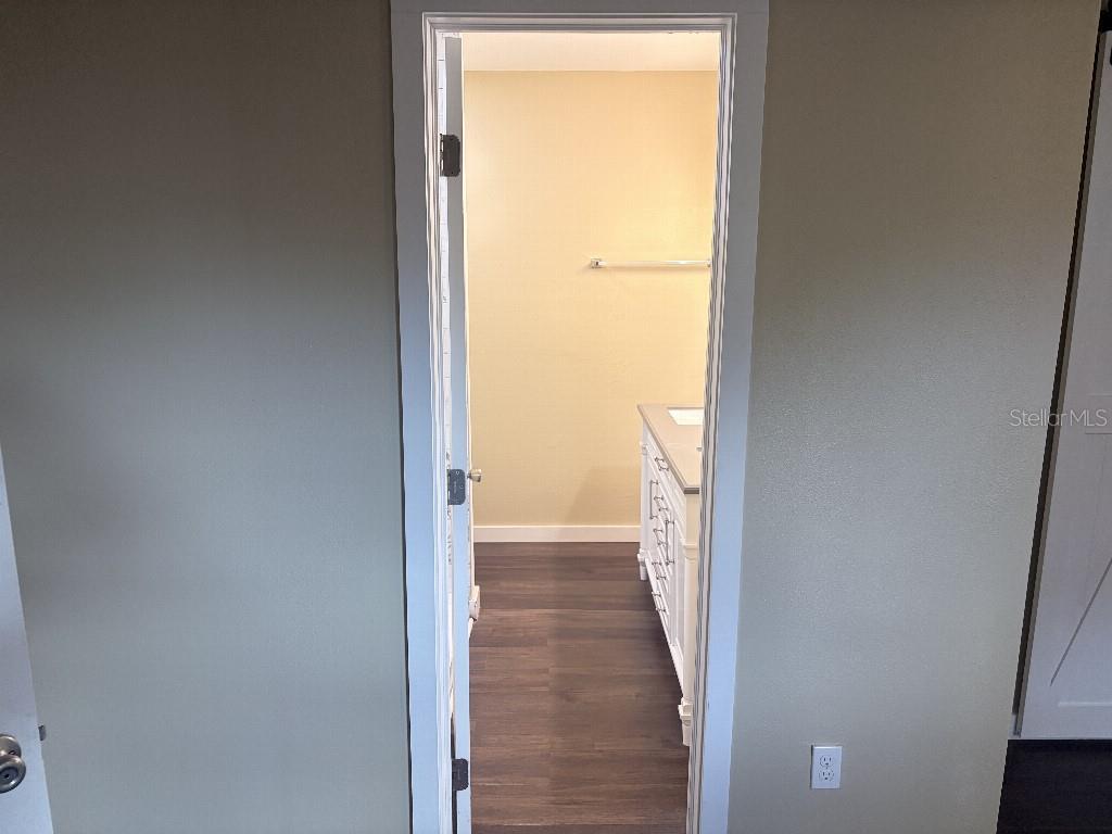 2209 Euclid Cir S Property Photo 29