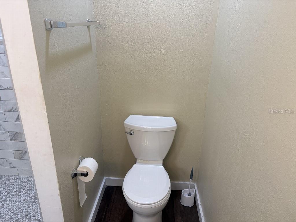 2209 Euclid Cir S Property Photo 31