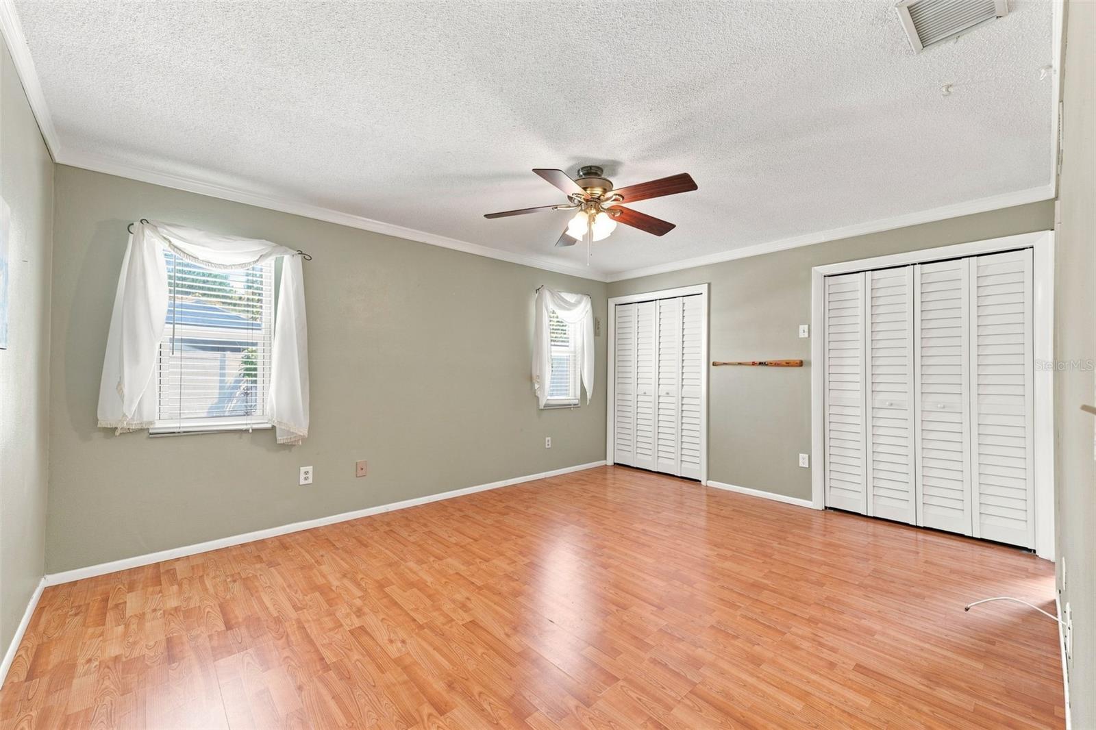 2069 Kingfisher Dr Property Photo 24