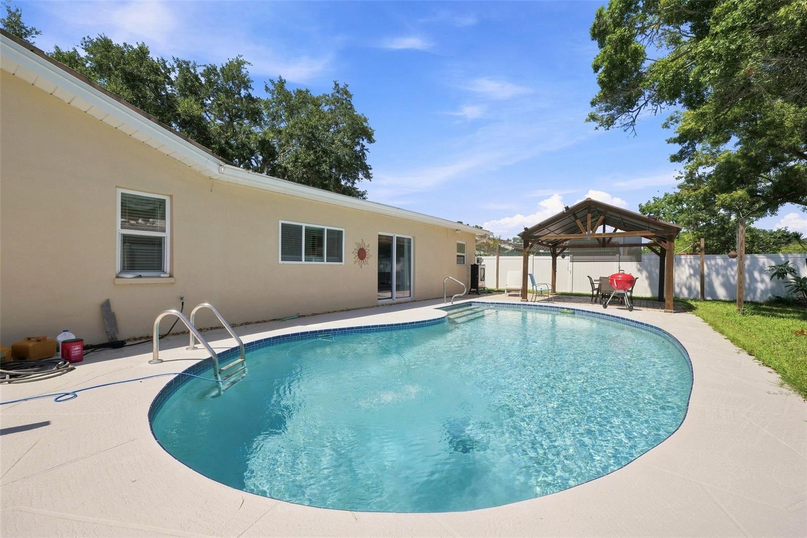 2069 Kingfisher Dr Property Photo 41