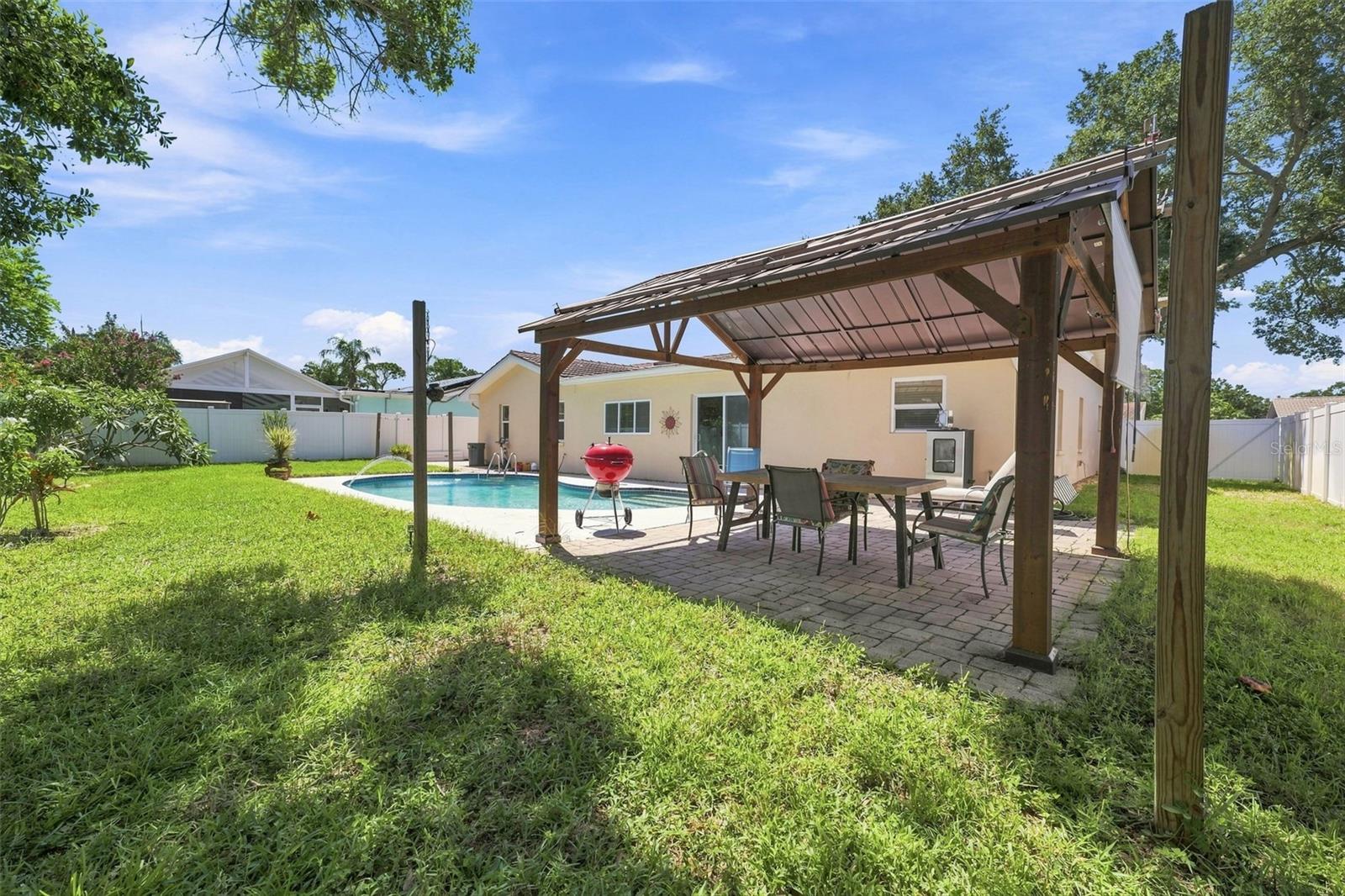 2069 Kingfisher Dr Property Photo 49