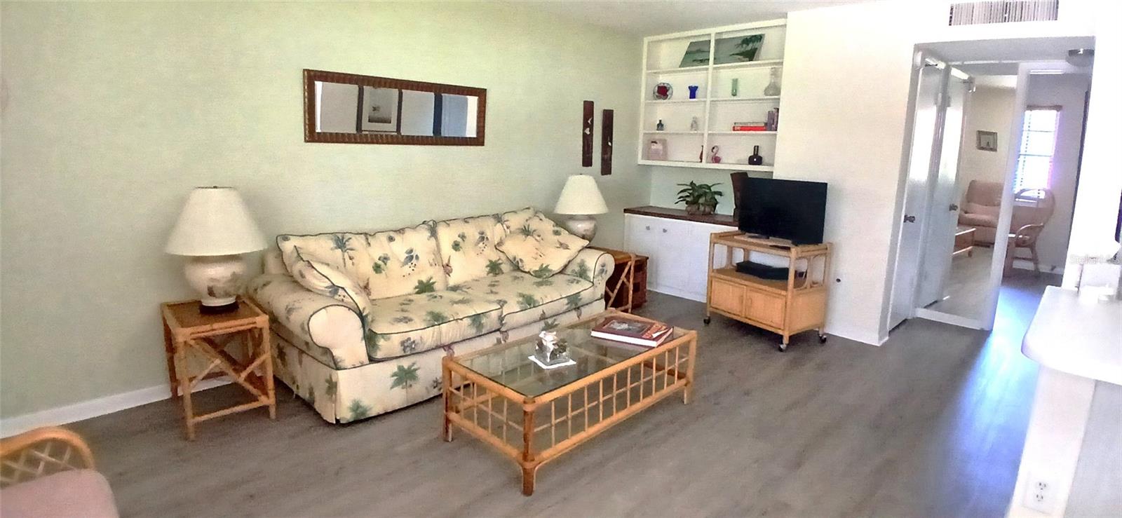 650 Pinellas Point Dr S #110 Property Photo 7
