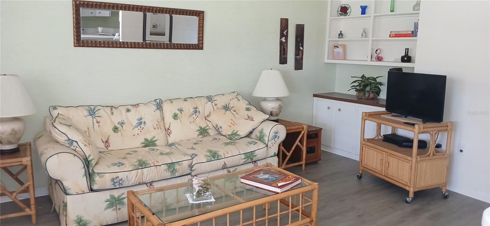 650 Pinellas Point Dr S #110 Property Photo 8