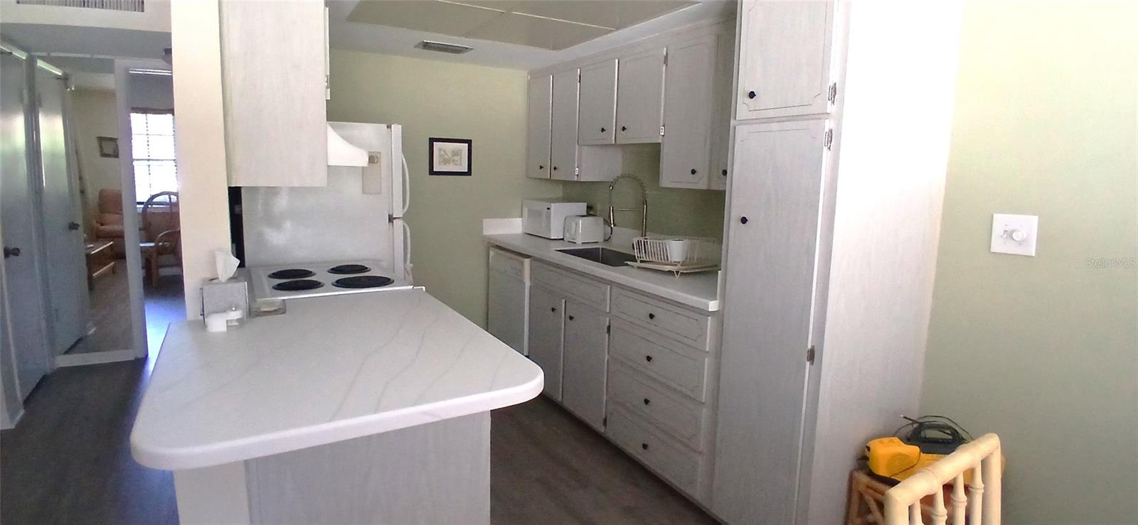 650 Pinellas Point Dr S #110 Property Photo 10