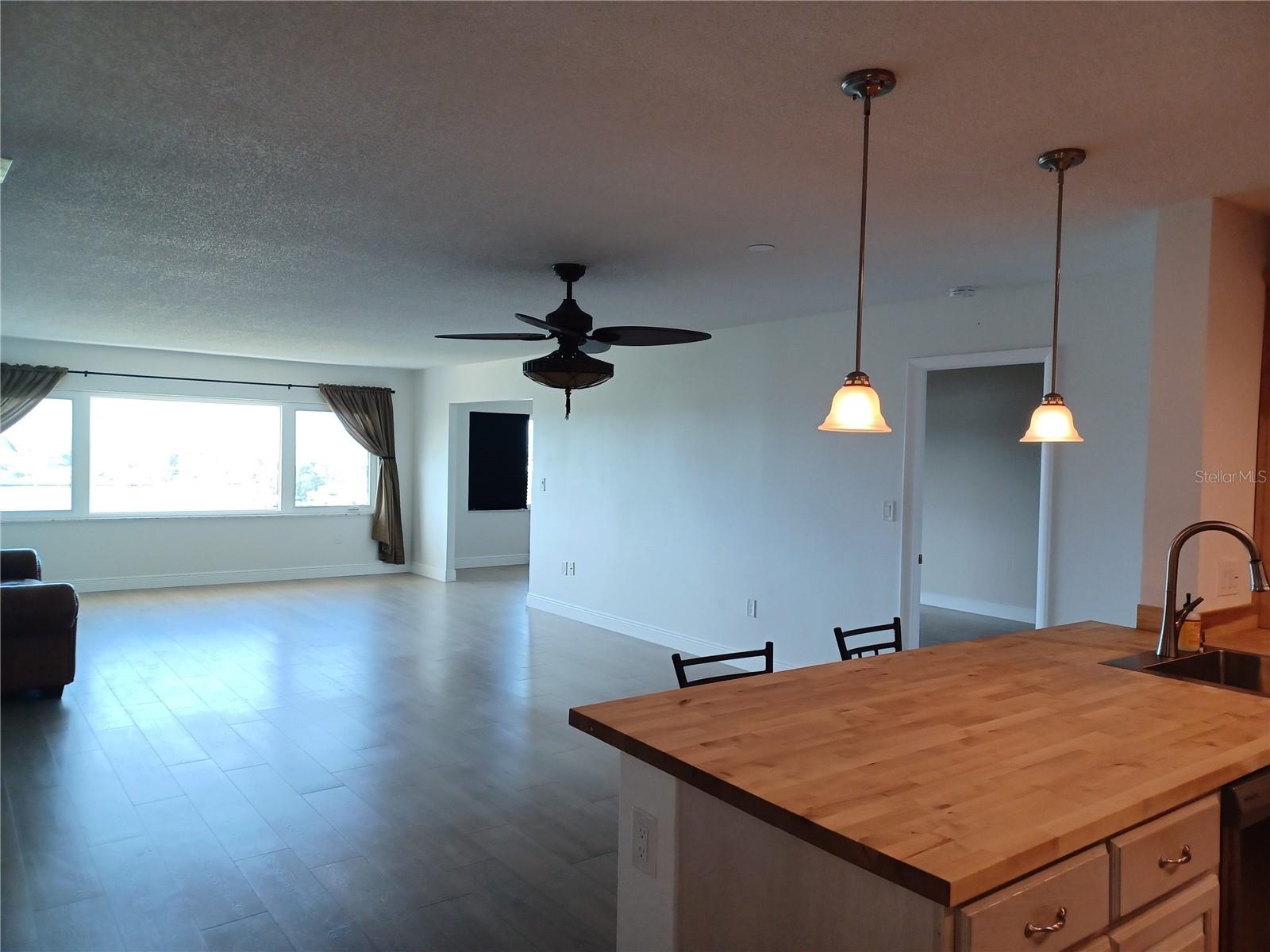 100 Bluff View Dr #603c Property Photo 2