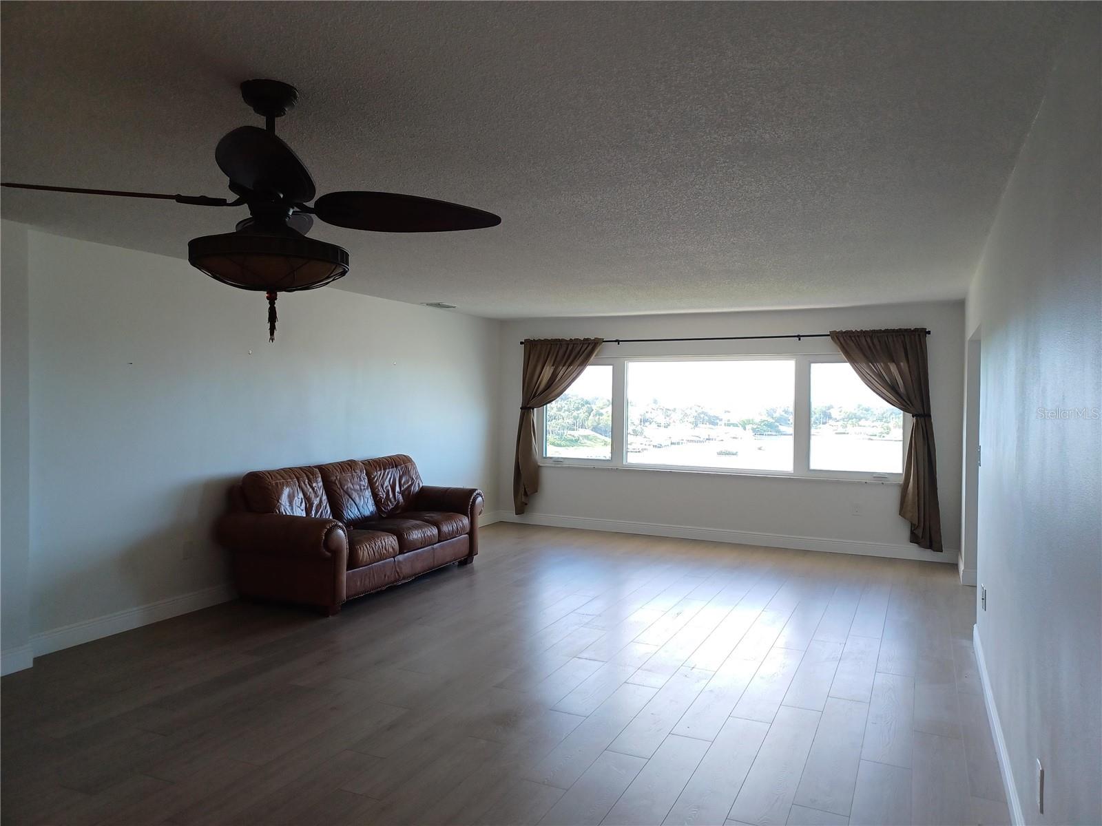 100 Bluff View Dr #603c Property Photo 9