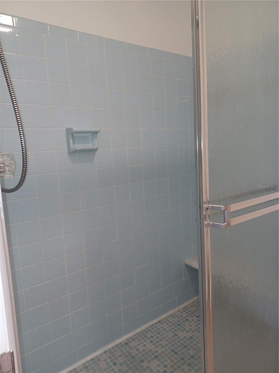 100 Bluff View Dr #603c Property Photo 20