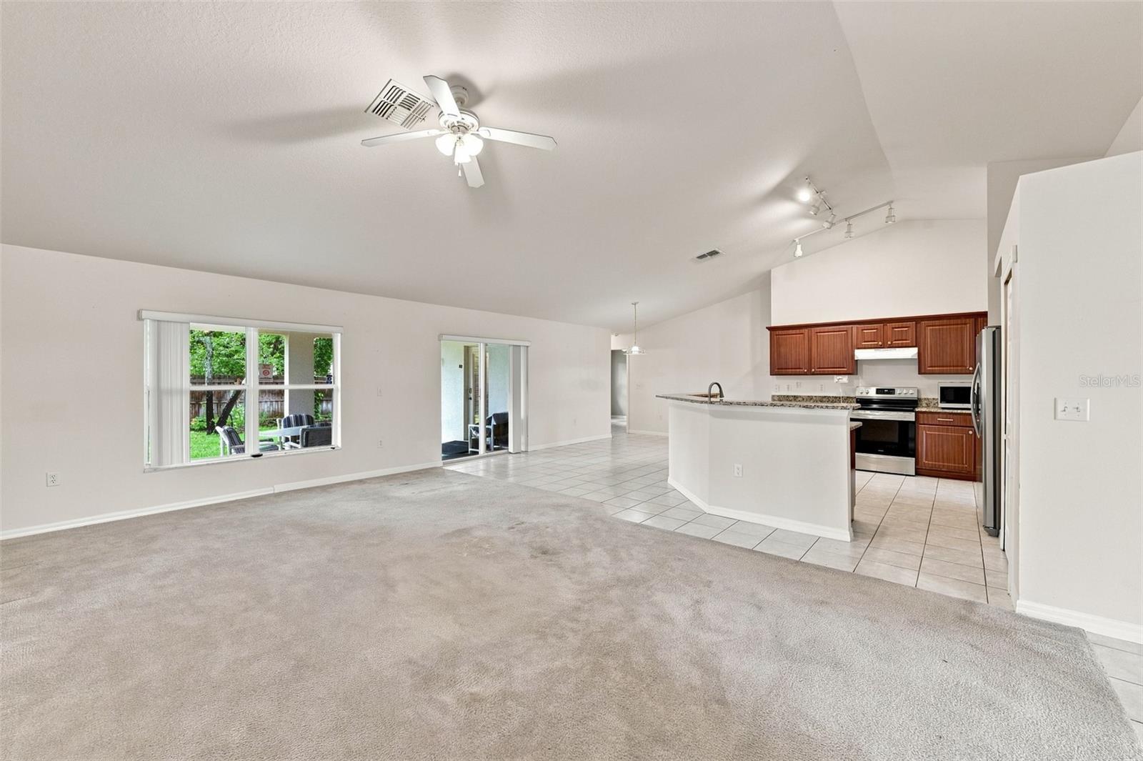 2032 De Carlo Ave Property Photo 11
