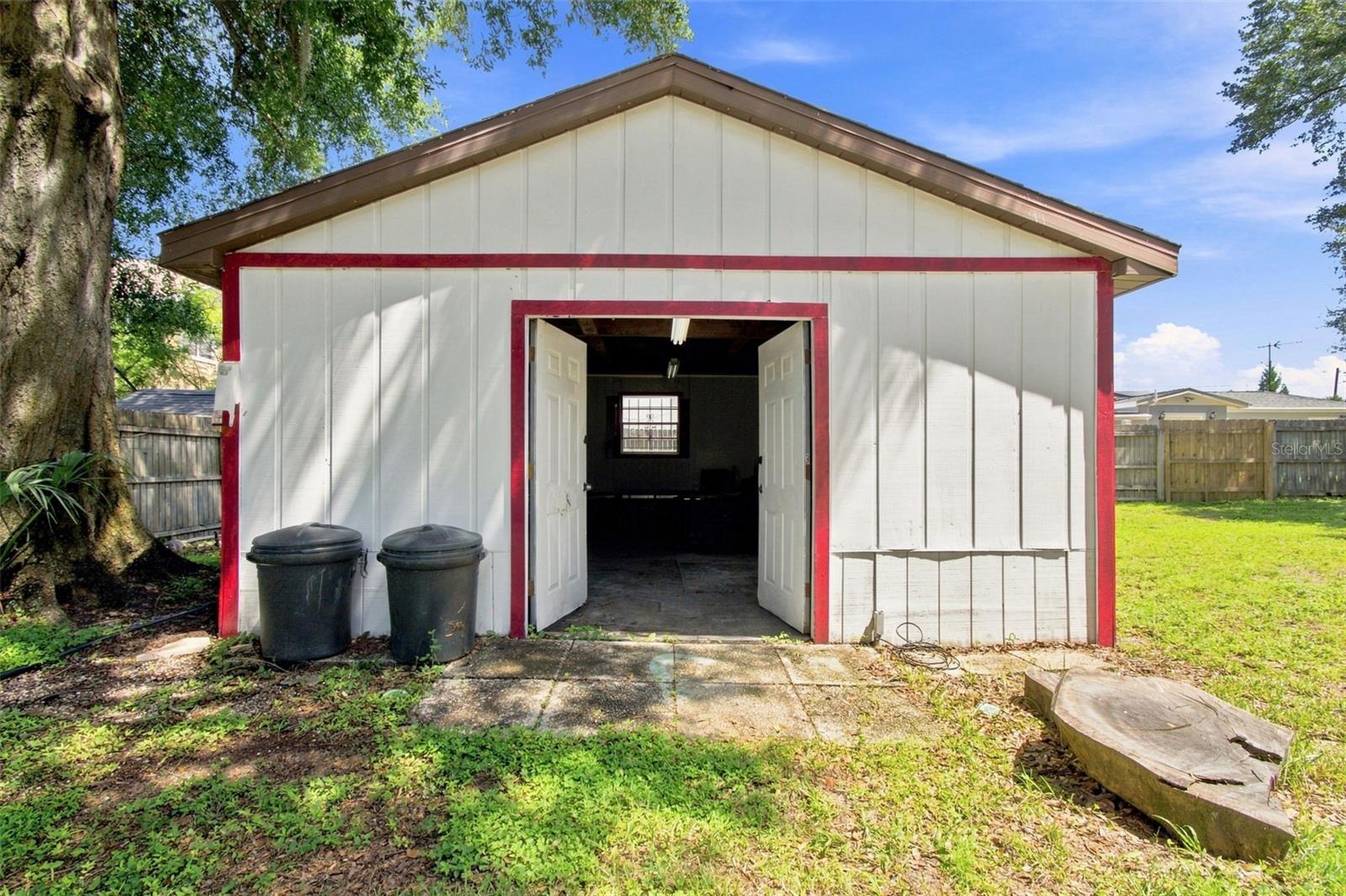 5206 Parade St Property Photo 3