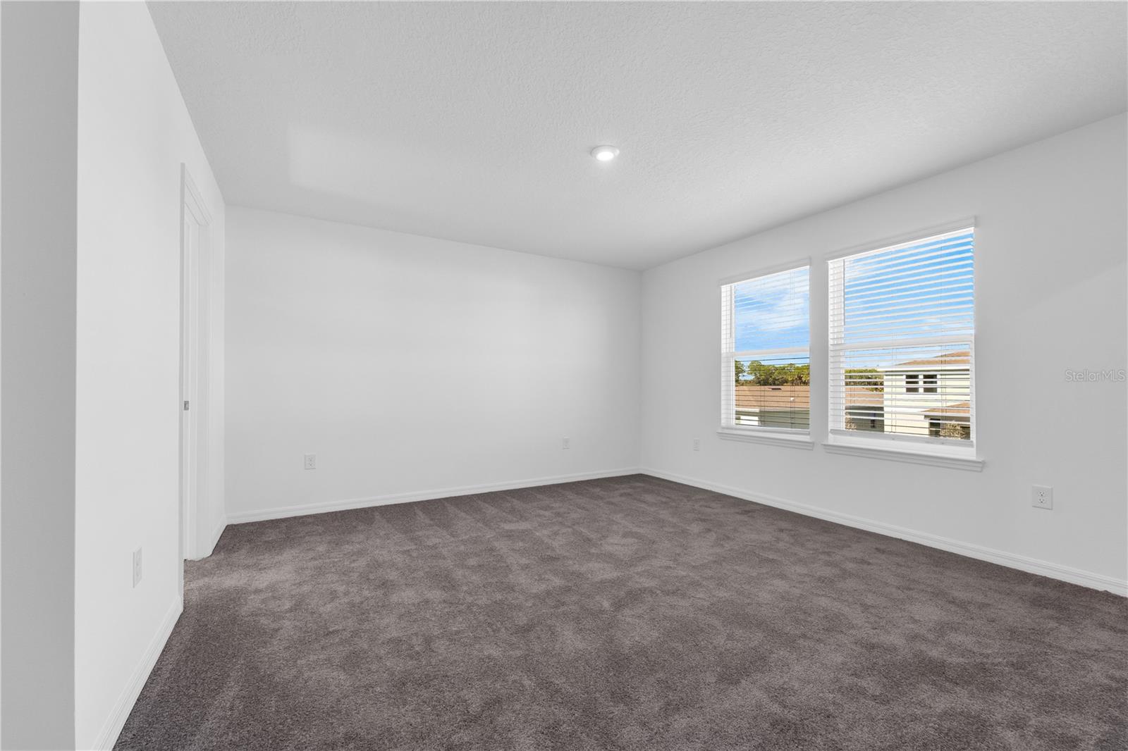 10063 Morning Meadowlark Trl Property Photo 28
