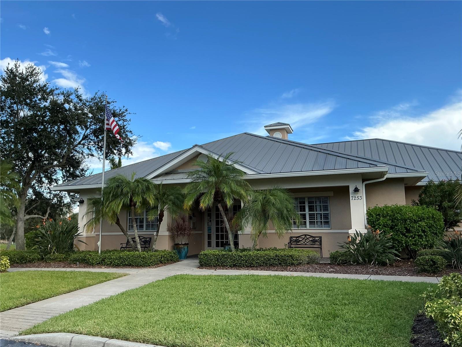7059 Islamorada Cir Property Photo 32