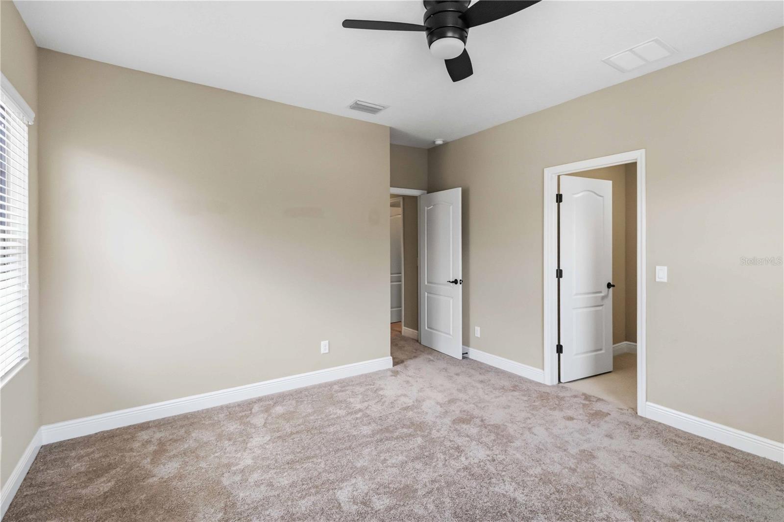 11009 Charmwood Dr Property Photo 38