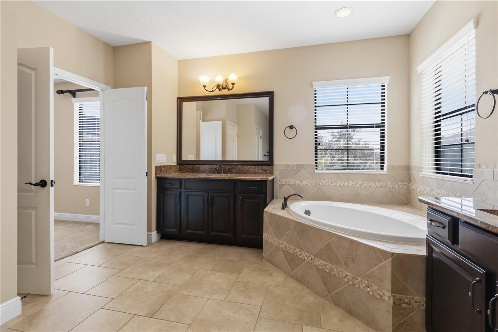 11009 Charmwood Dr Property Photo 55
