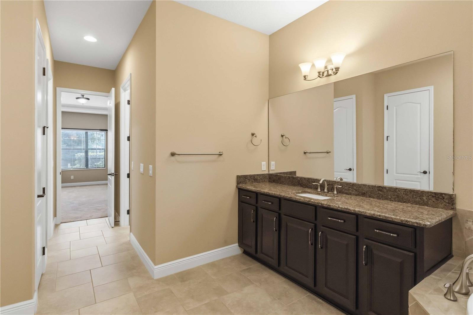 11009 Charmwood Dr Property Photo 67