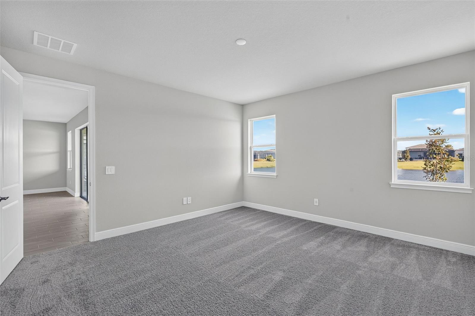 12324 49th St E Property Photo 15