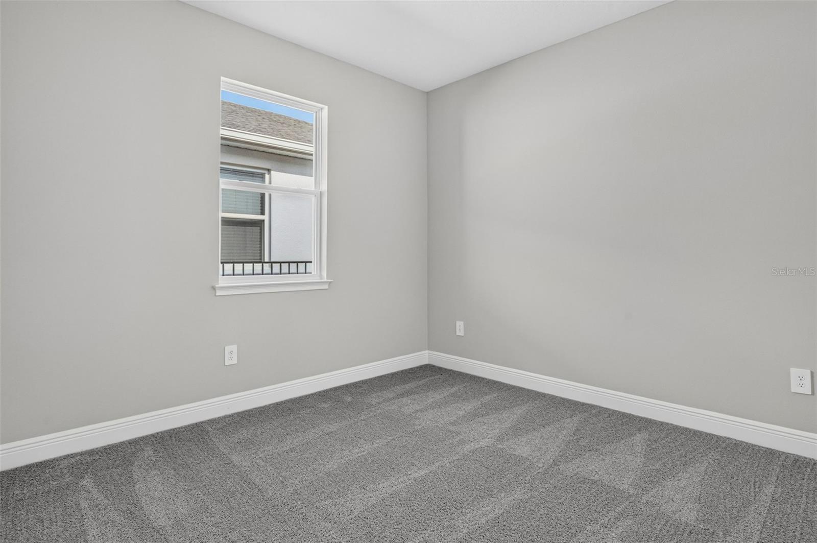 12324 49th St E Property Photo 19